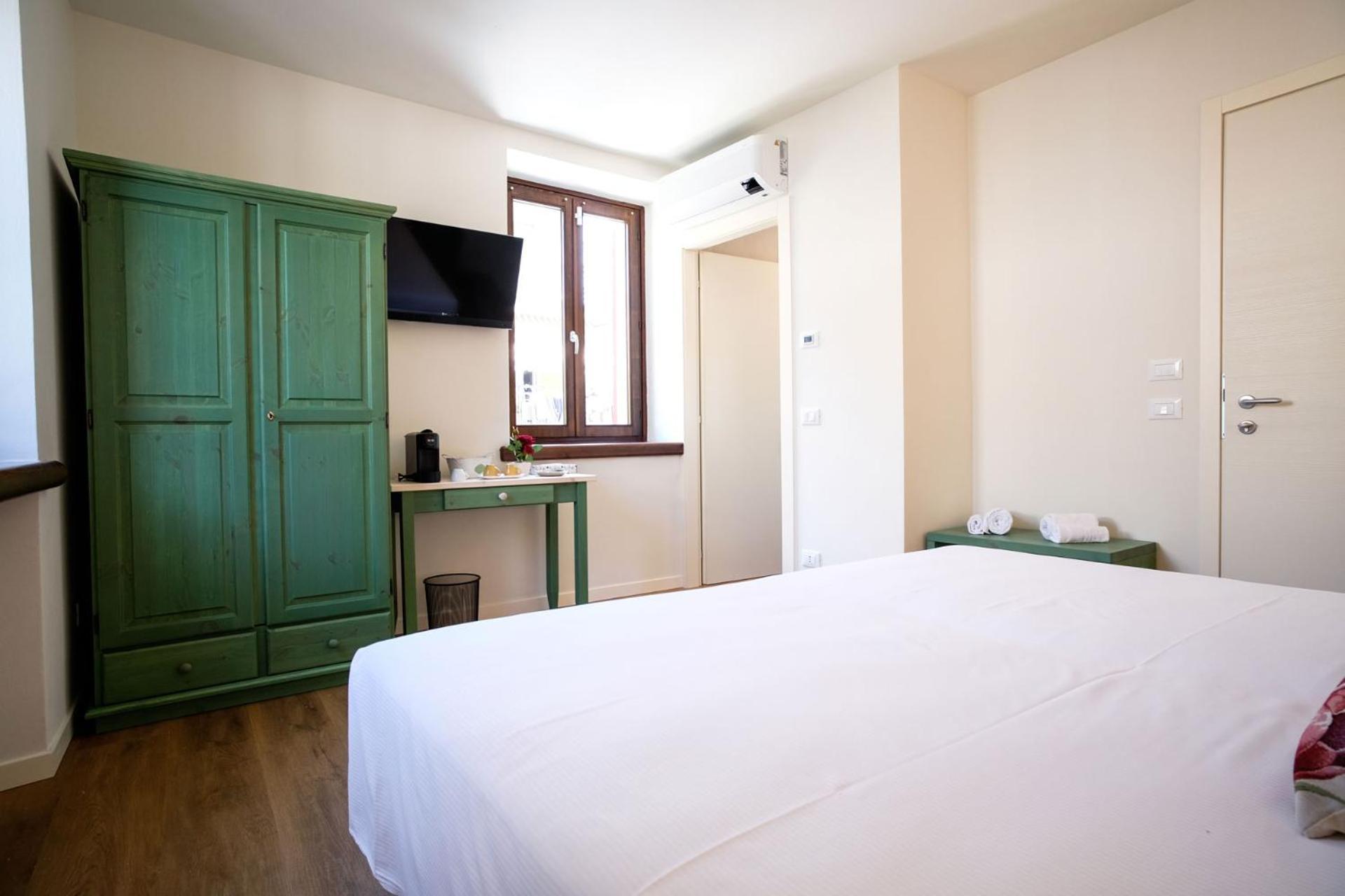Locanda Il Cavallino Valeggio sul Mincio Exteriör bild
